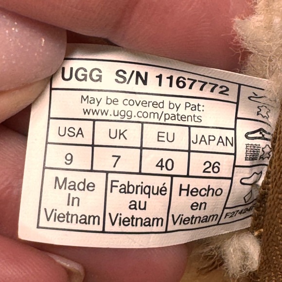 UGG Platform Classic New Heights Boots Womens Tan Suede Shearling Lined Size 9 - Picture 6 of 10